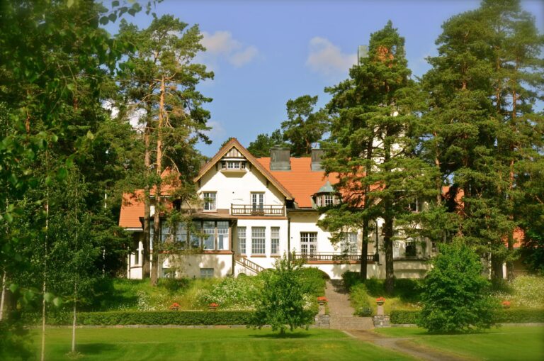 Yrityksen juhlat Havulinnassa – Juhlatilat ja majoitus saman katon alla